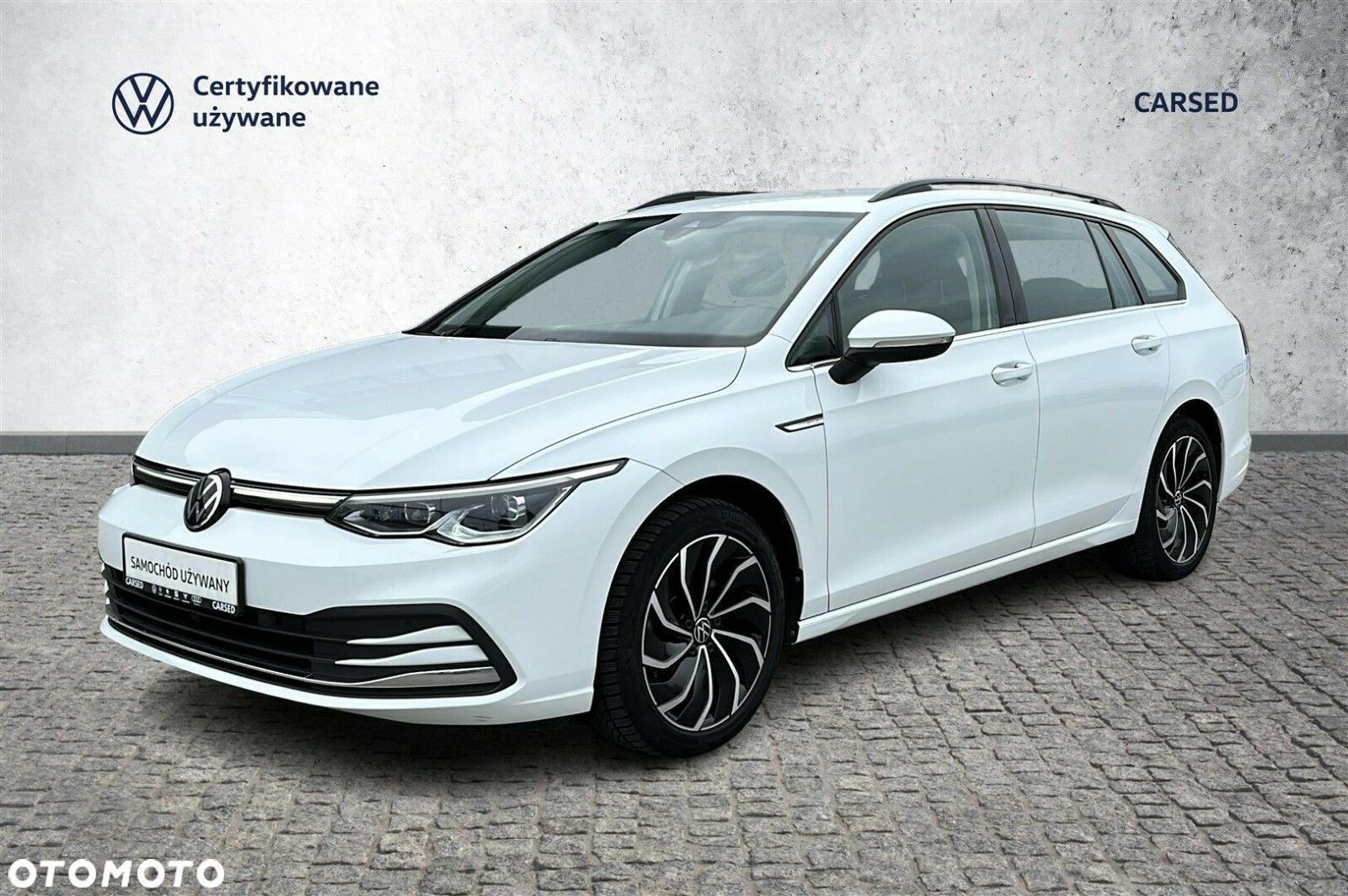 Volkswagen Golf - 1