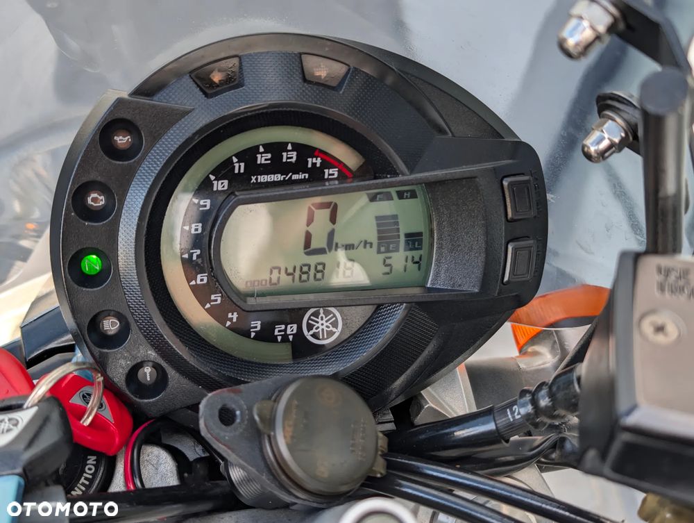 Yamaha FZ6 - 10