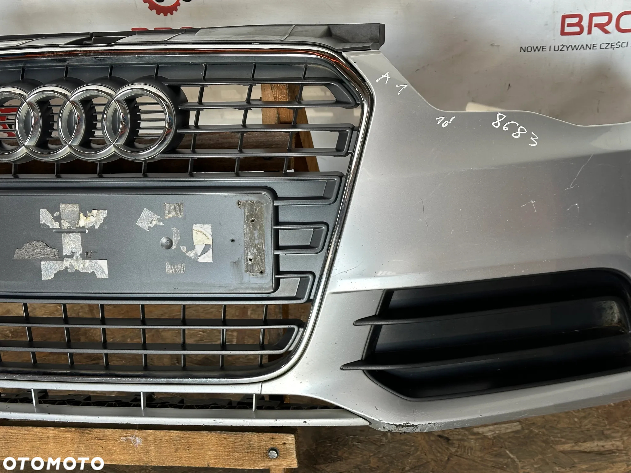 ZDERZAK PRZEDNI AUDI A1 8X  LX7W - 4