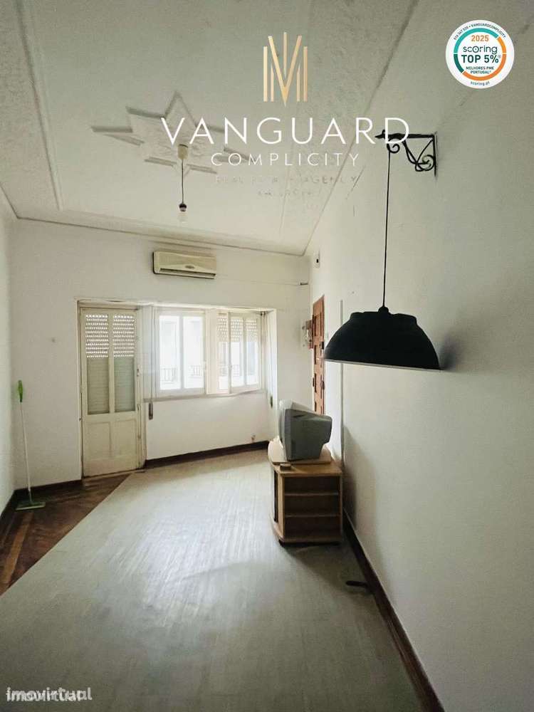 Apartamento T2 no centro de Grandola com varanda - Grande imagem: 2/18