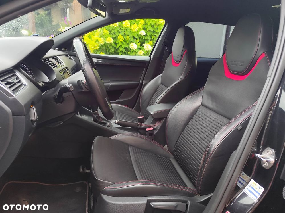 Skoda Octavia 2.0 TDI RS DSG - 7