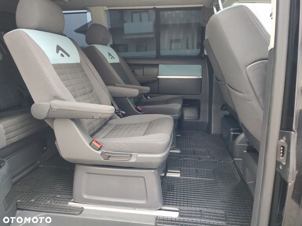 Volkswagen Multivan - 19