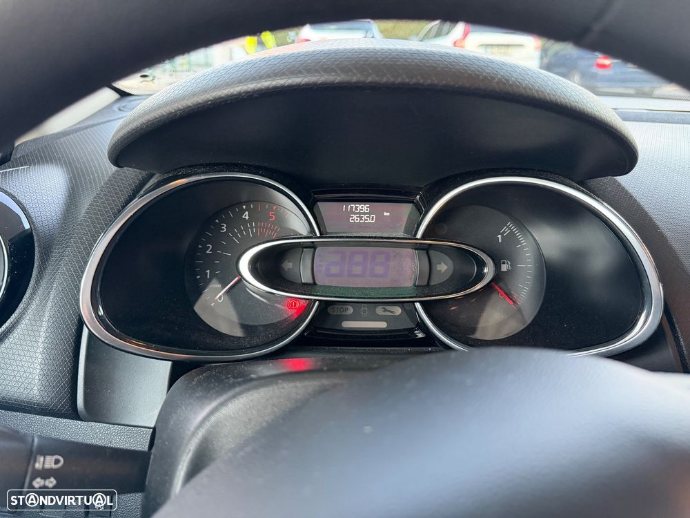 Renault Clio Sport Tourer Energy dCi 90 Start & Stop Experience - 7