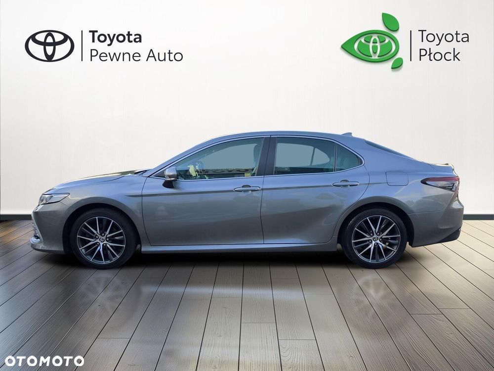 Toyota Camry 2023 photo 2