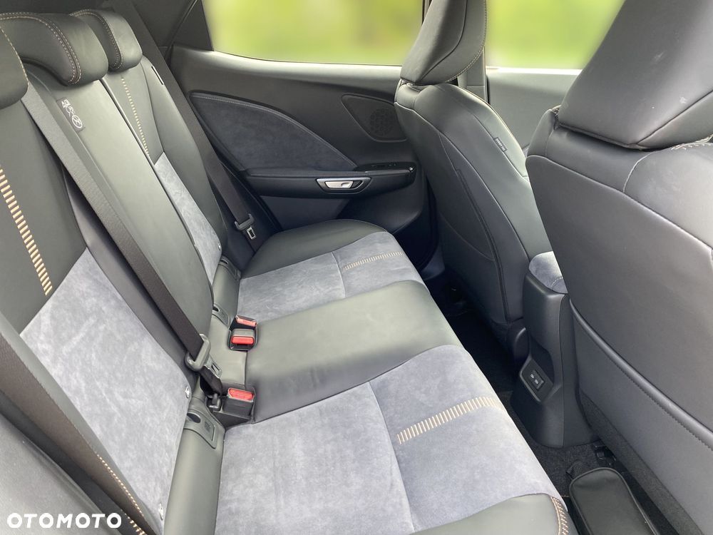 Lexus LBX 1.5 Hybrid Cool - 13