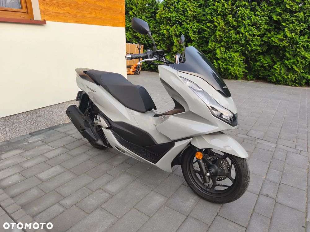 Honda PCX - 1