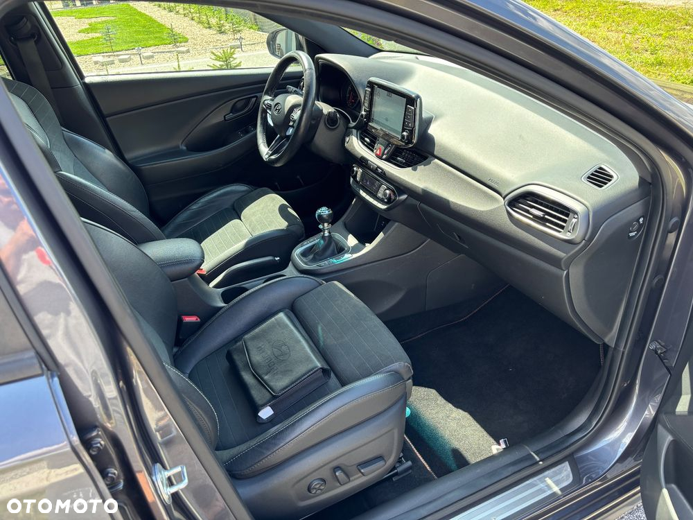 Hyundai i30 N 2.0 T-GDI Performance - 26