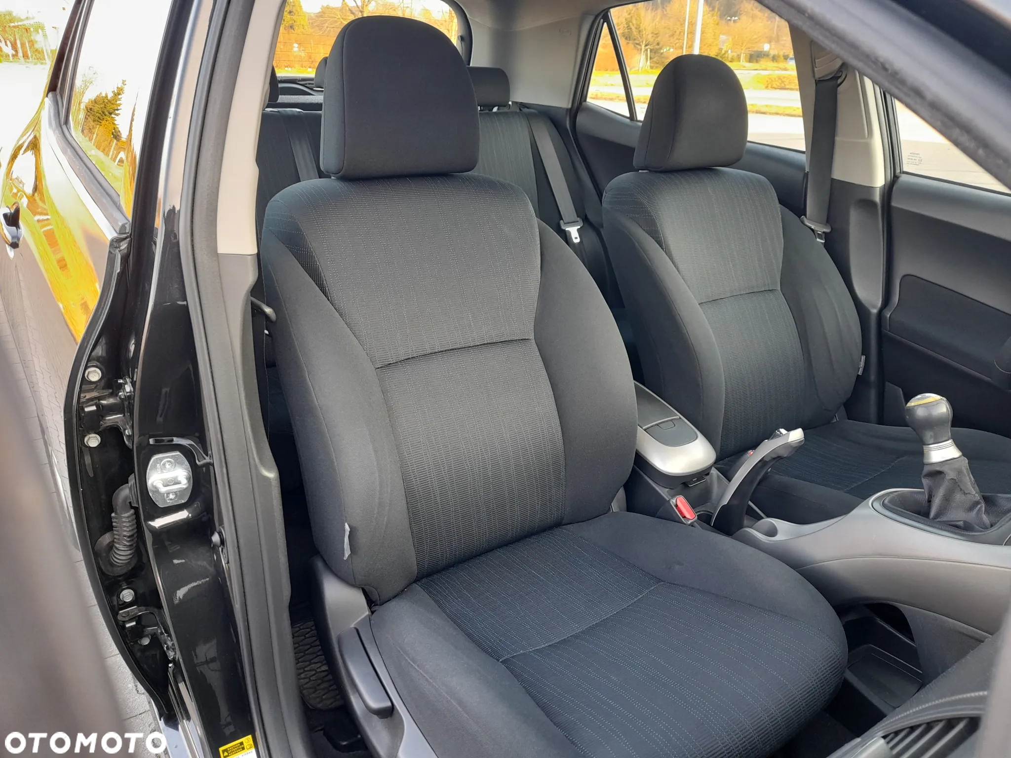 Toyota Auris 1.6 VVT-i Premium - 22