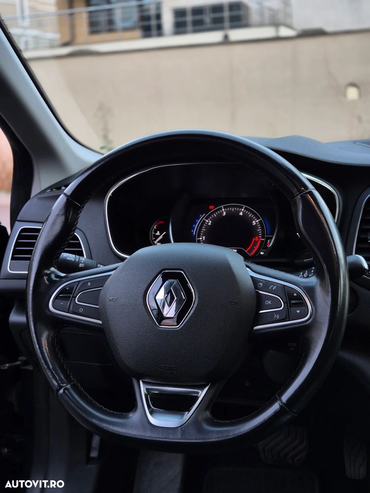Renault Megane - 6