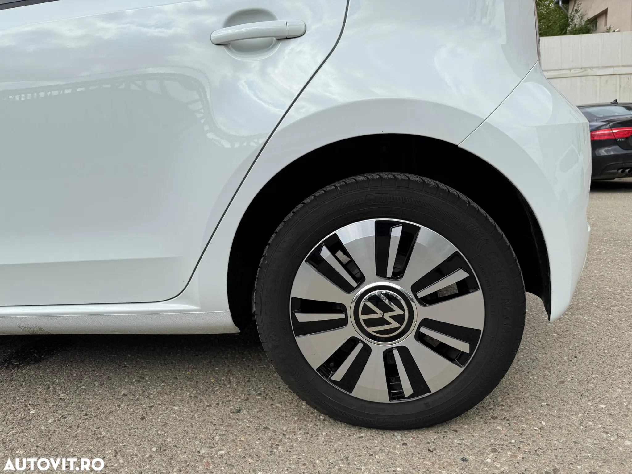Volkswagen up! e-up! 32.3 kWh - 17