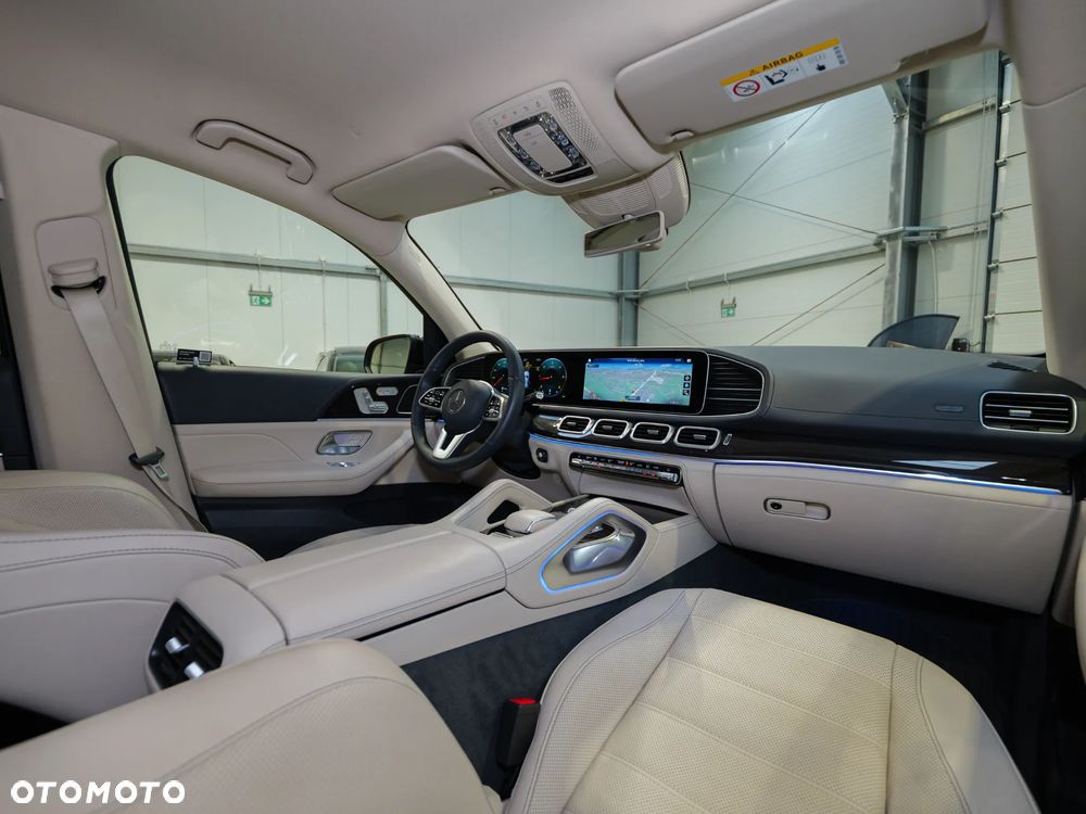 Mercedes-Benz GLE - 21