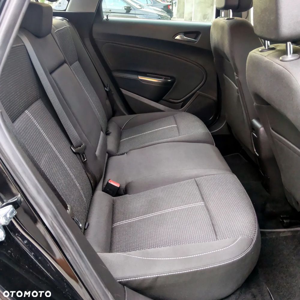 Opel Astra 1.4 Turbo Exklusiv - 23