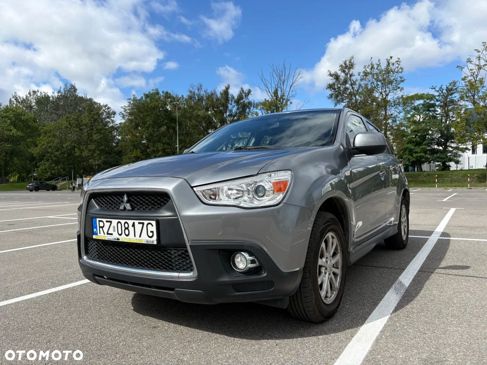 Mitsubishi Asx 2011 photo 2