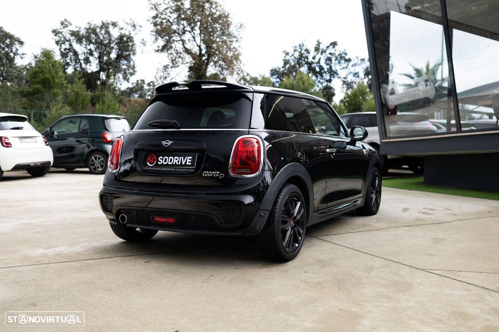 MINI 3 Portas Cooper D Auto - 6
