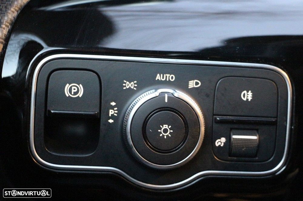 Mercedes-Benz CLA 250 e Shooting Brake Style Plus - 35