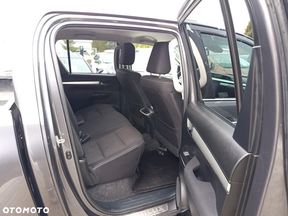 Toyota Hilux 2.8 D-4D mHEV Double Cab Executive 4x4 - 17