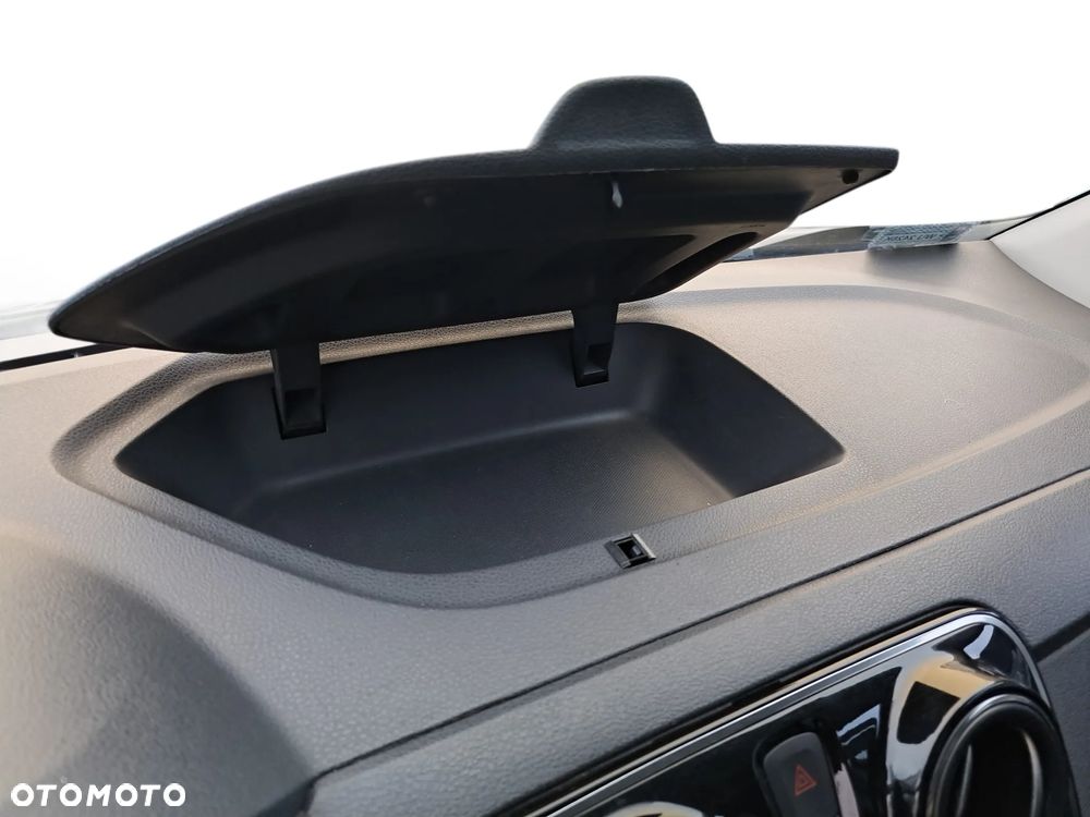 Dacia Lodgy 1.6 SCe Laureate S&S - 23