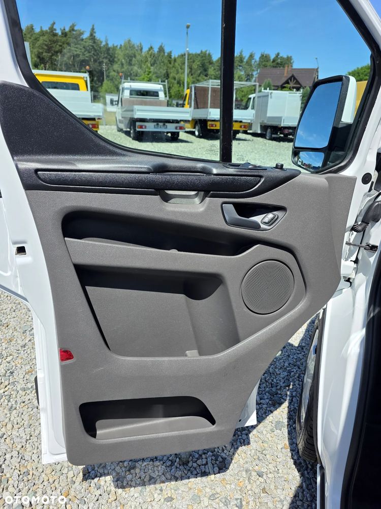 Ford FORD TRANSIT CUSTOM 2,0 TDCI 130 KONNY L1H1 KLIMA LEDY GWARANCJA BOGATE WYPOSAŻENIE - 19