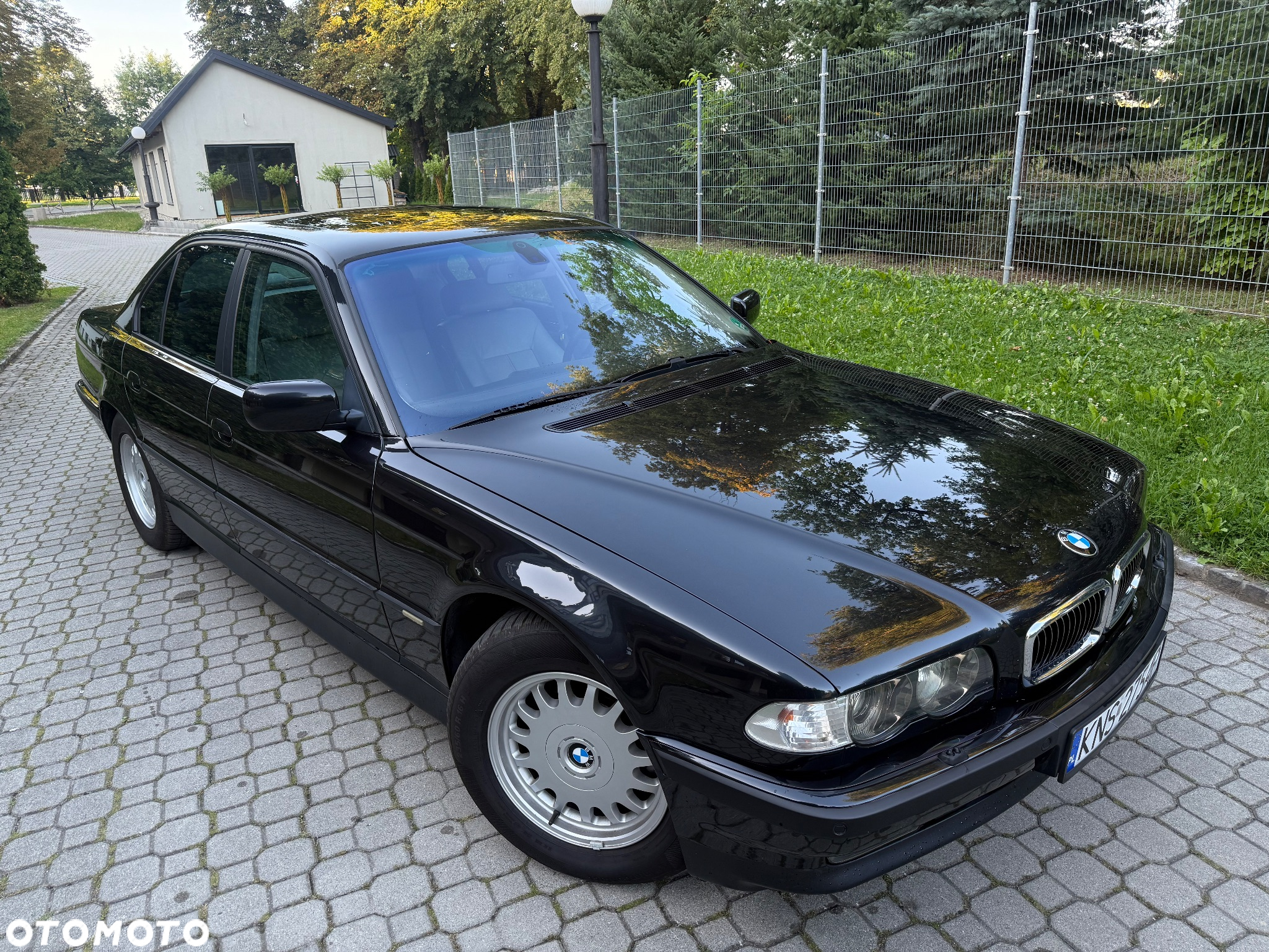 BMW Seria 7 750i - 15