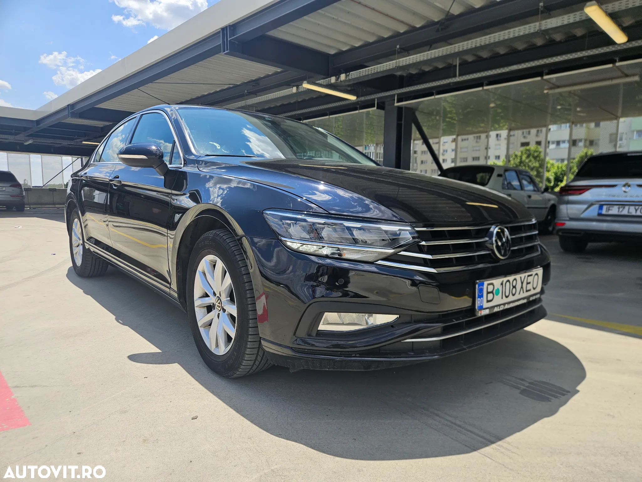 Volkswagen Passat 2.0 TDI DSG Comfortline - 20