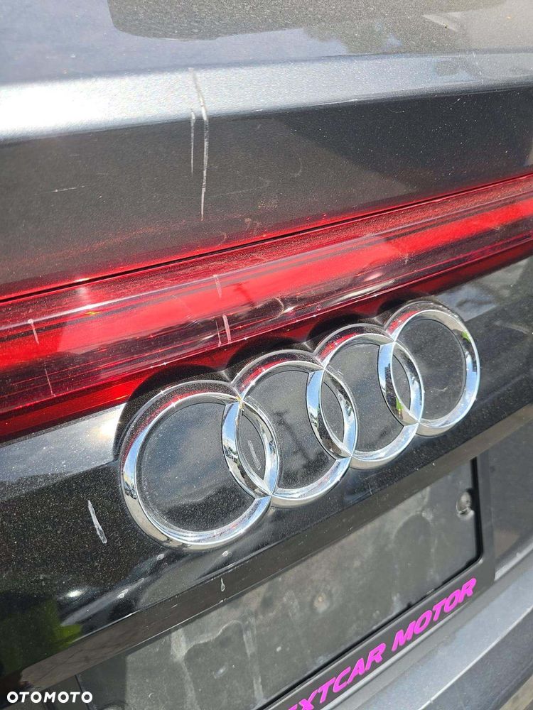 Audi Q8 55 TFSI quattro tiptronic - 18
