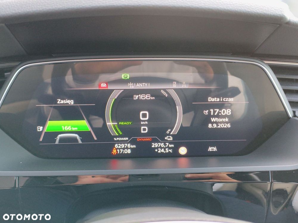 Audi e-tron 50 Quattro S Line - 28