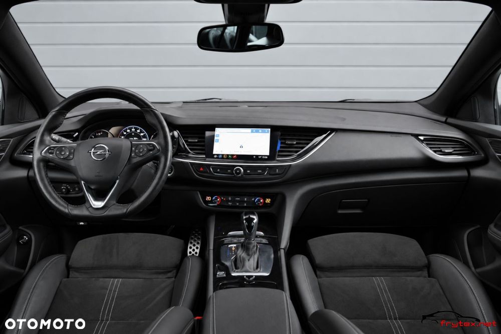 Opel Insignia - 40