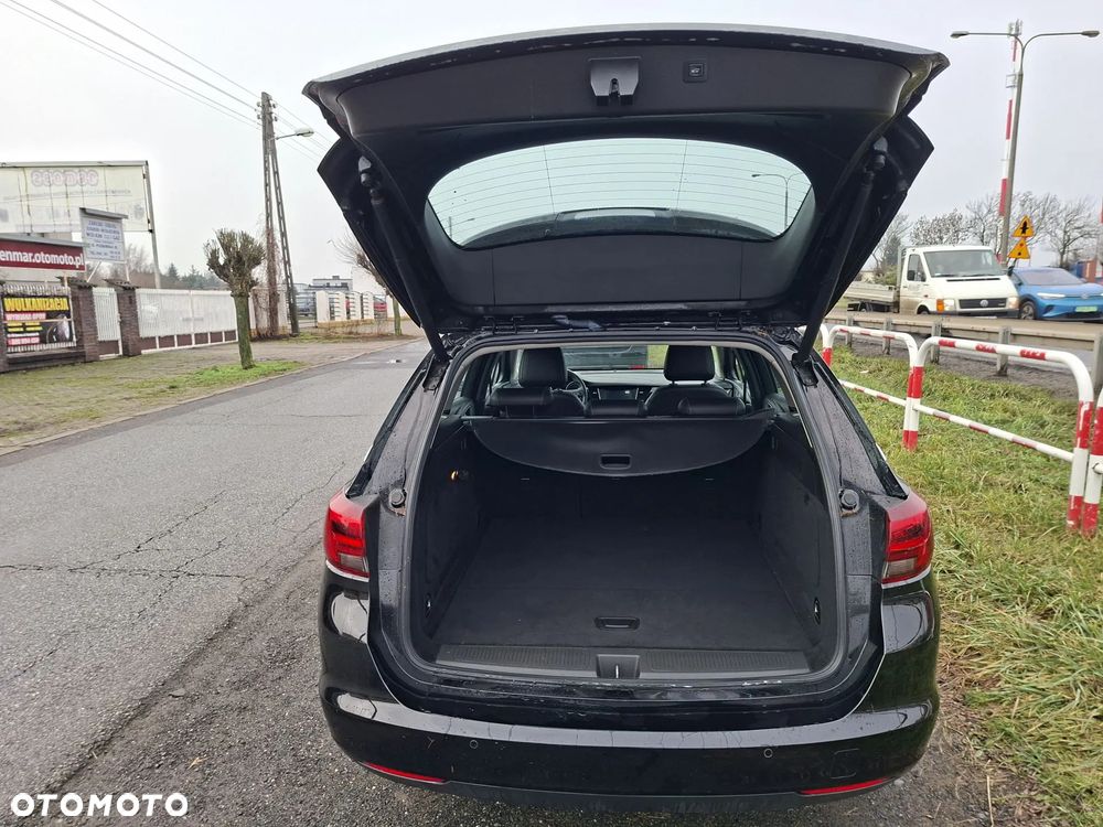 Opel Astra 1.4 Turbo Dynamic - 9