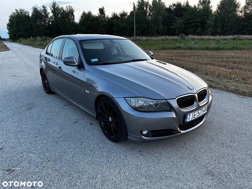 BMW Seria 3 320d Efficient Dynamics - 2