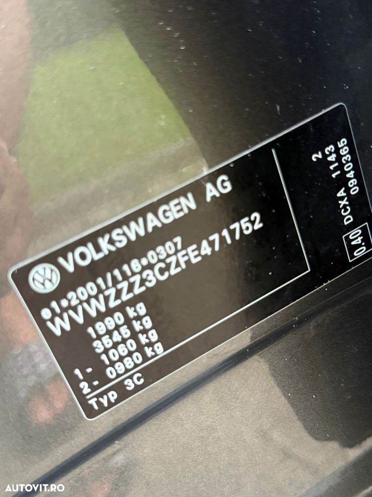 Volkswagen Passat 1.6 TDI (BlueMotion Technology) Comfortline - 30