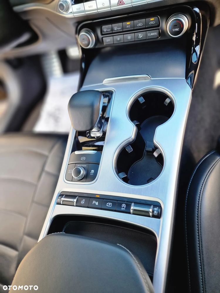 Kia Stinger 3.3 T-GDI AWD OPF GT - 30