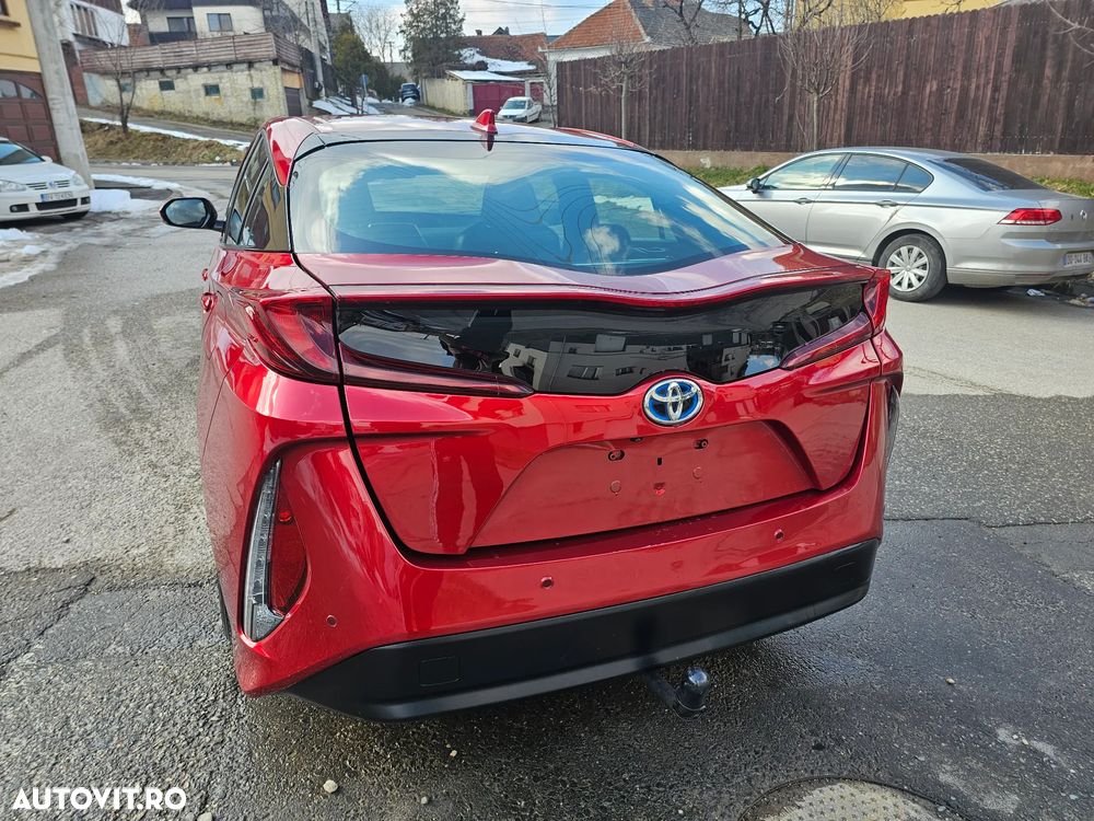 Toyota Prius (Hybrid) Life - 7