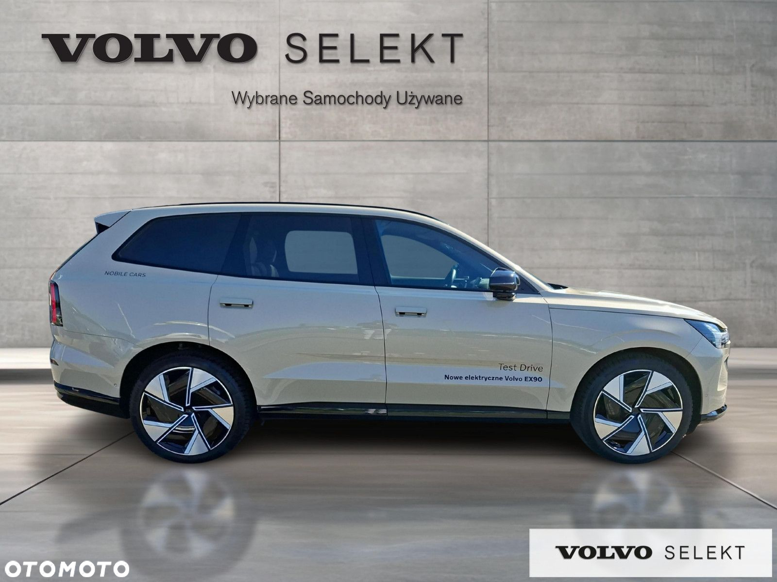 Volvo EX90 - 7