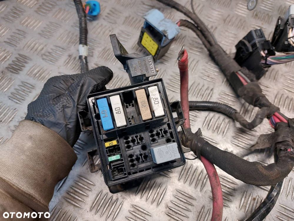 WIĄZKA OKABLOWANIE SILNIKA RENAULT MEGANE III 1.5 DCI 240110137R - 4