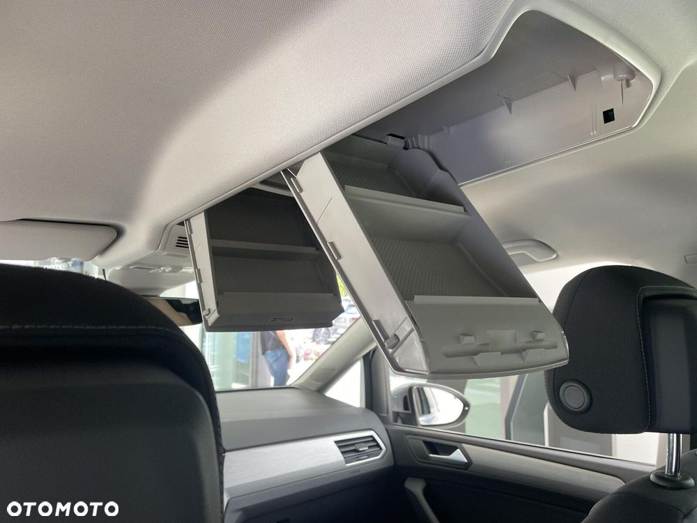 Volkswagen Touran 1.5 TSI EVO Comfortline Plus DSG - 32