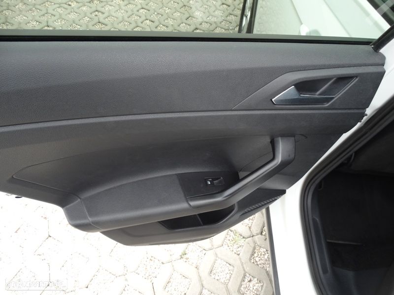 VW Taigo 1.0 TSI Urban - 28