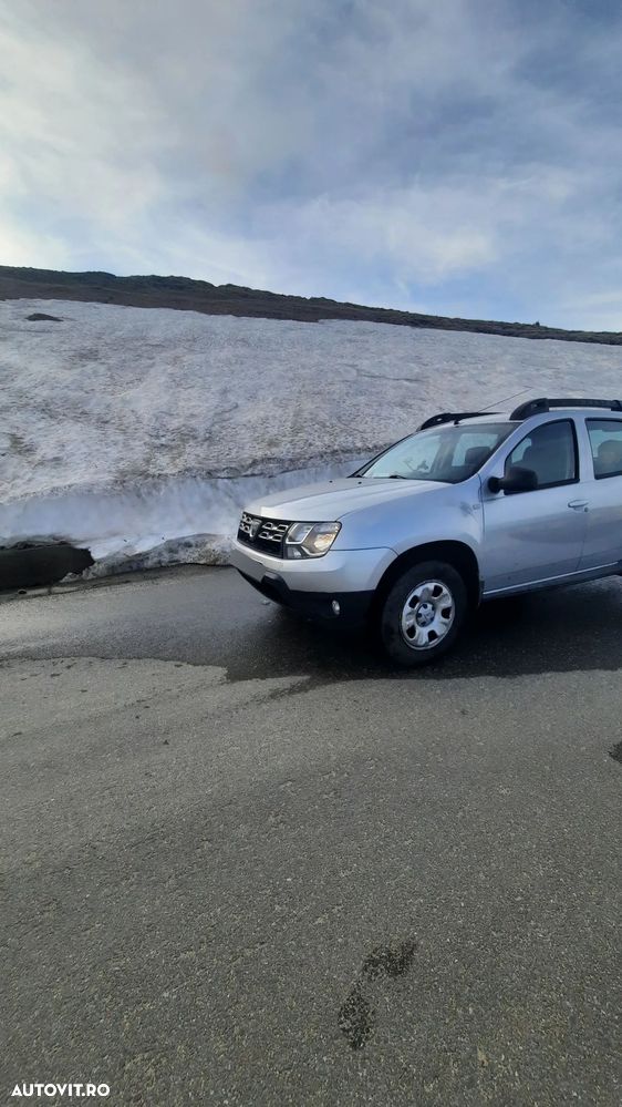 Dacia Duster 1.5 dCi 4x4 Prestige - 11