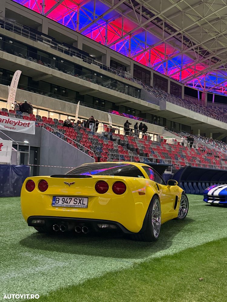 Chevrolet Corvette - 5