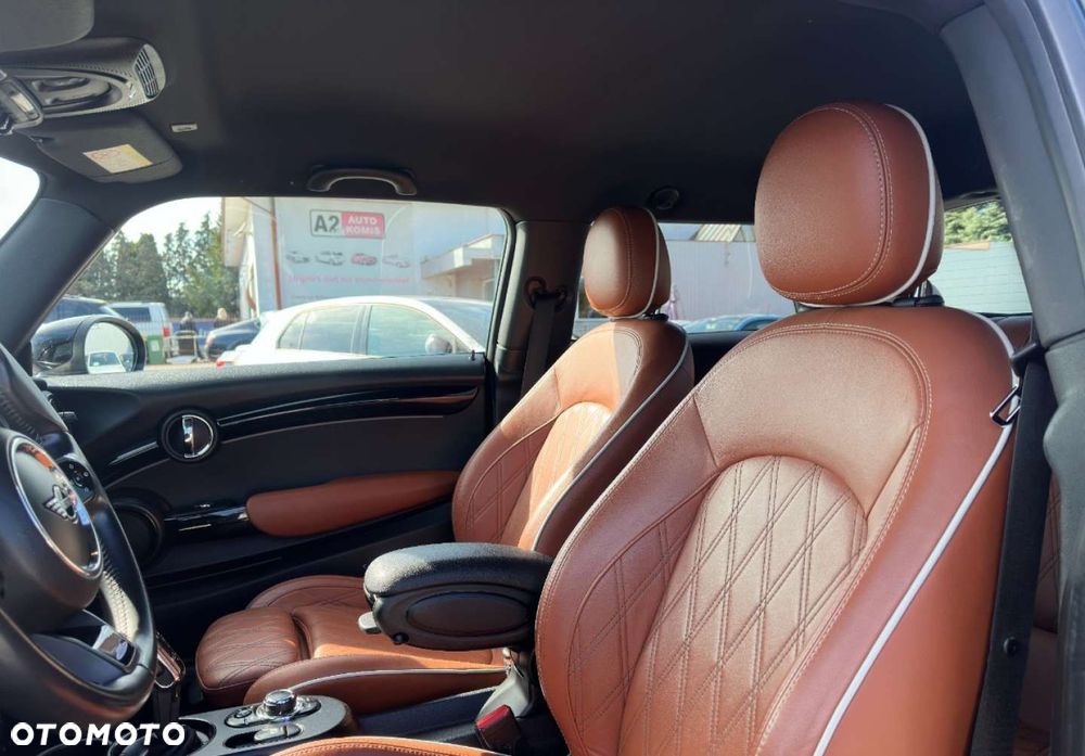 MINI John Cooper Works - 12