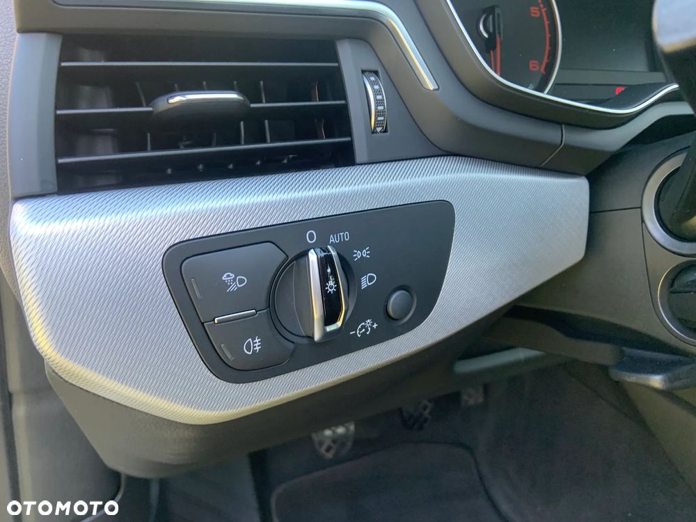 Audi A4 Limousine 2.0 TDI DPF S line Sportpaket - 20