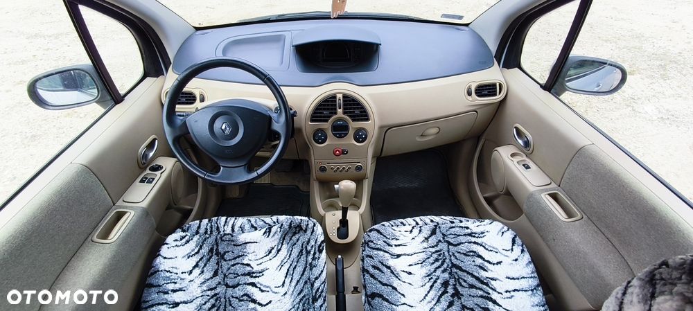 Renault Modus - 8