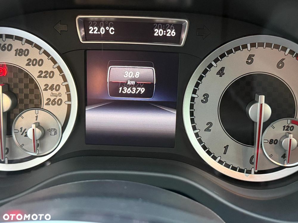 Mercedes-Benz Klasa A 180 (BlueEFFICIENCY) AMG Sport - 16