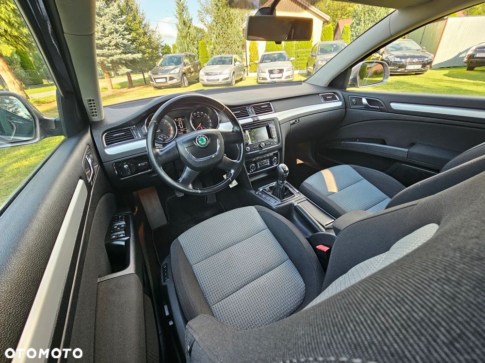 Skoda Superb 2.0 TDI Green tec Elegance - 8