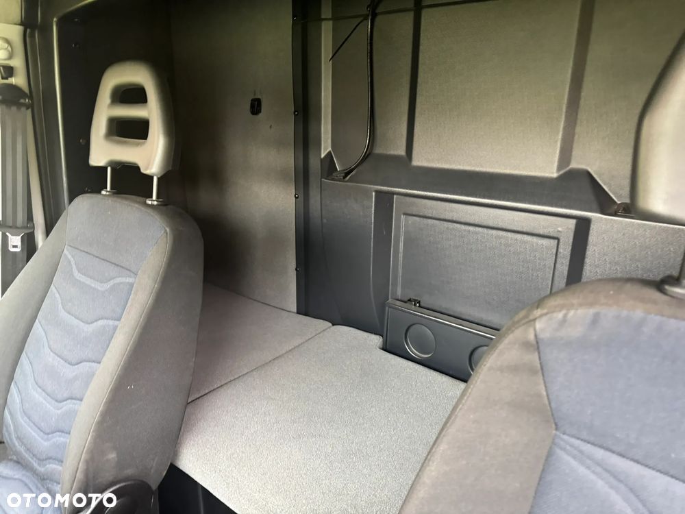 Iveco DAILY 35S18 - 16