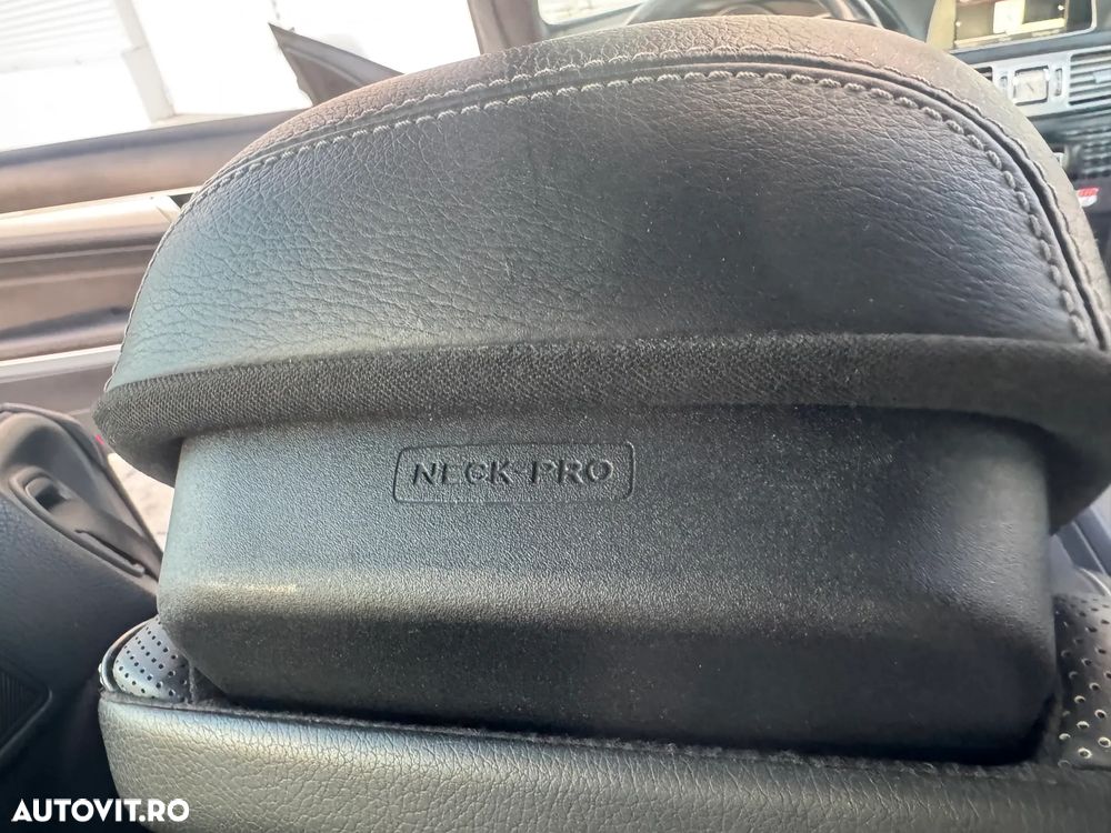 Mercedes-Benz E 220 CDI DPF BlueEFFICIENCY 7G-TRONIC Avantgarde - 36