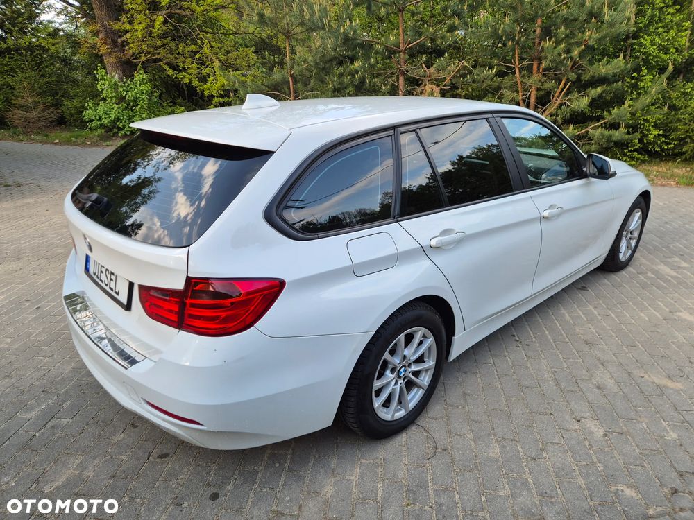 BMW Seria 3 318d Modern Line - 4