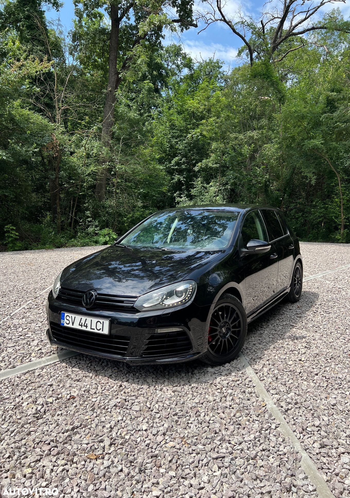 Volkswagen Golf 2.0 TDI Highline - 1