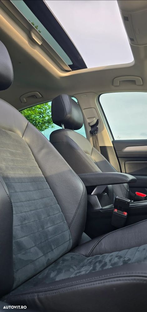 Volkswagen Passat 2.0 TDI R Executive - 25