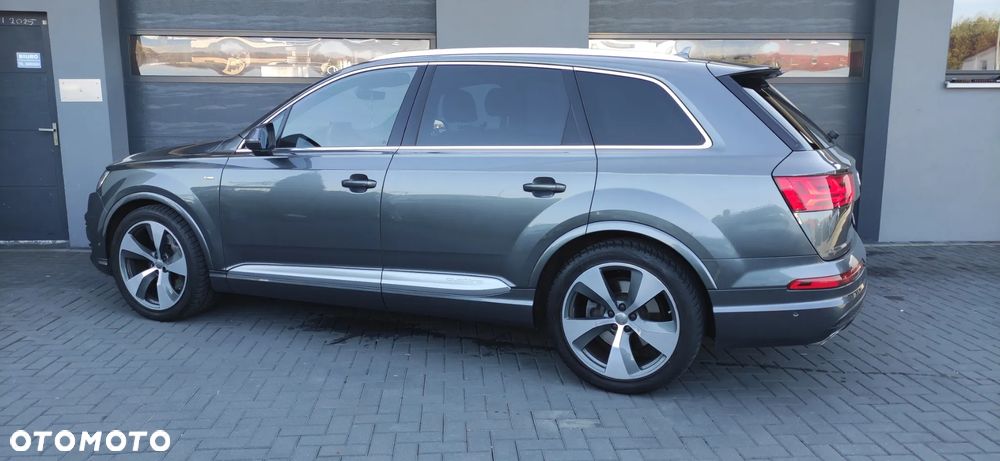 Audi Q7 - 35