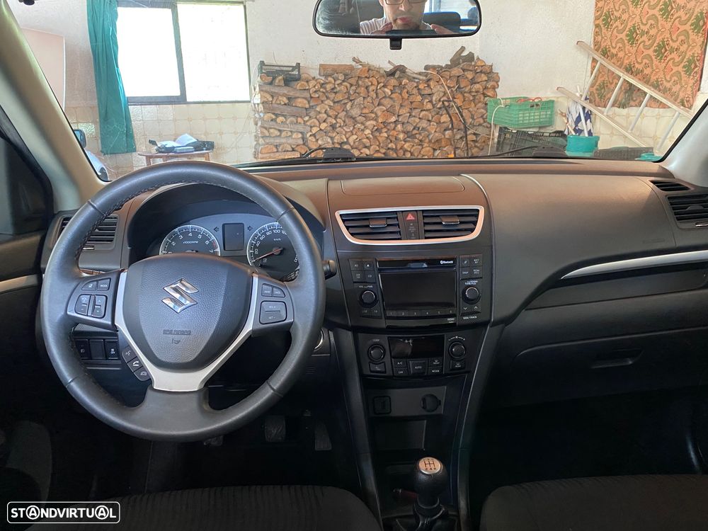 Suzuki Swift 1.2 VVT GLX - 8